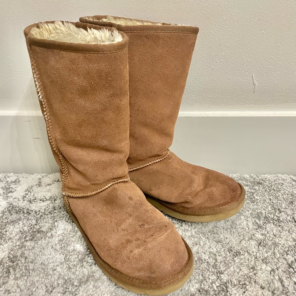 UGG Classic Tall Boot in Chestnut
